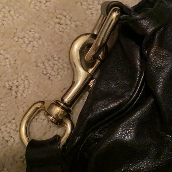 Authentic Gucci hysteria bag - Picture 2 of 3